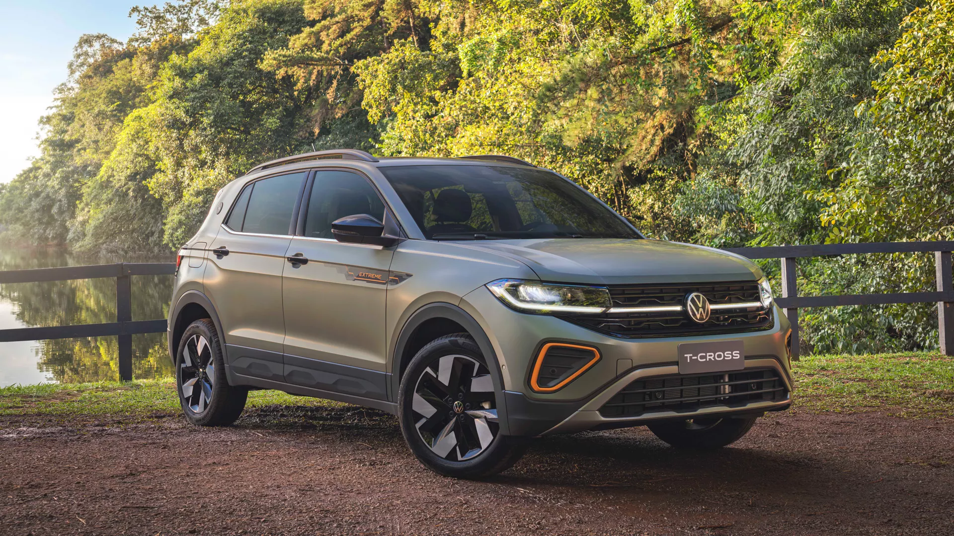 Novo T-Cross Extreme de perspectiva de frente para o lado